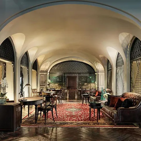 Hotel Muse Bangkok, Autograph Collection