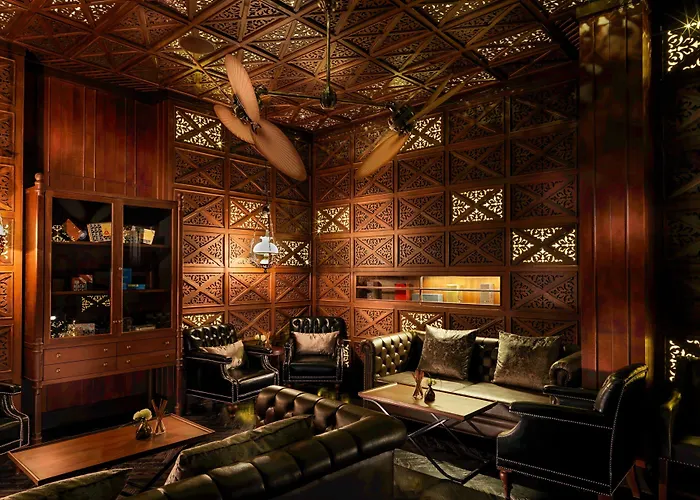 Muse Bangkok, Autograph Collection Hotel 5*